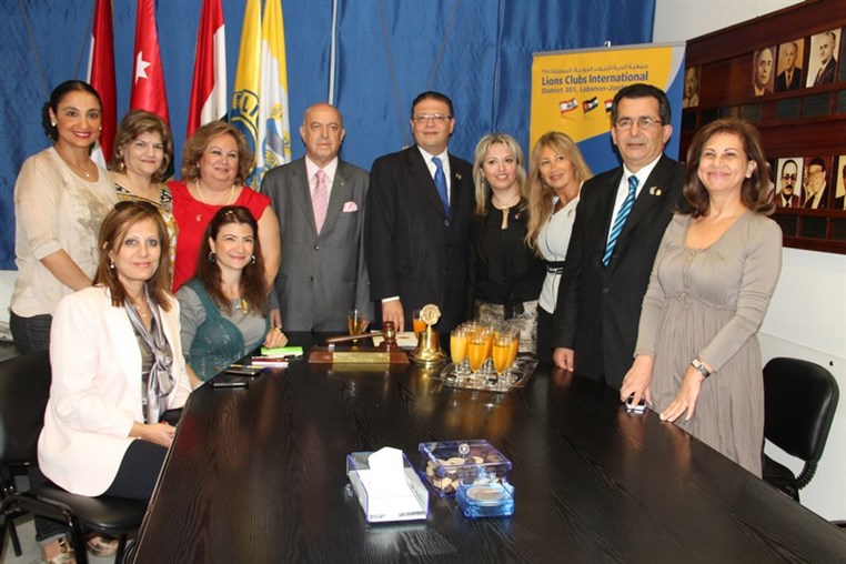 Lions Club D351 Signature 